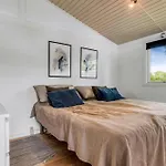 Family-friendly Activity House By The Sea Nyaraló *