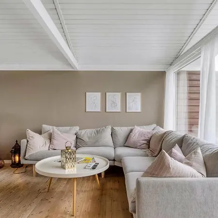 Family-friendly Activity House By The Sea Frederikshavn