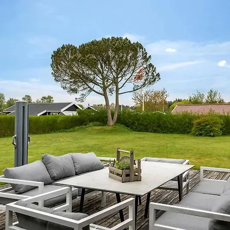 Family-friendly Activity House By The Sea * Frederikshavn